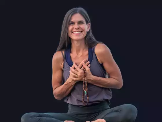 Suzanne Faith, 
                            Health & Wellness 
                            Expert at Soulful Summit 2023: ¡Un viaje interior, comienza!